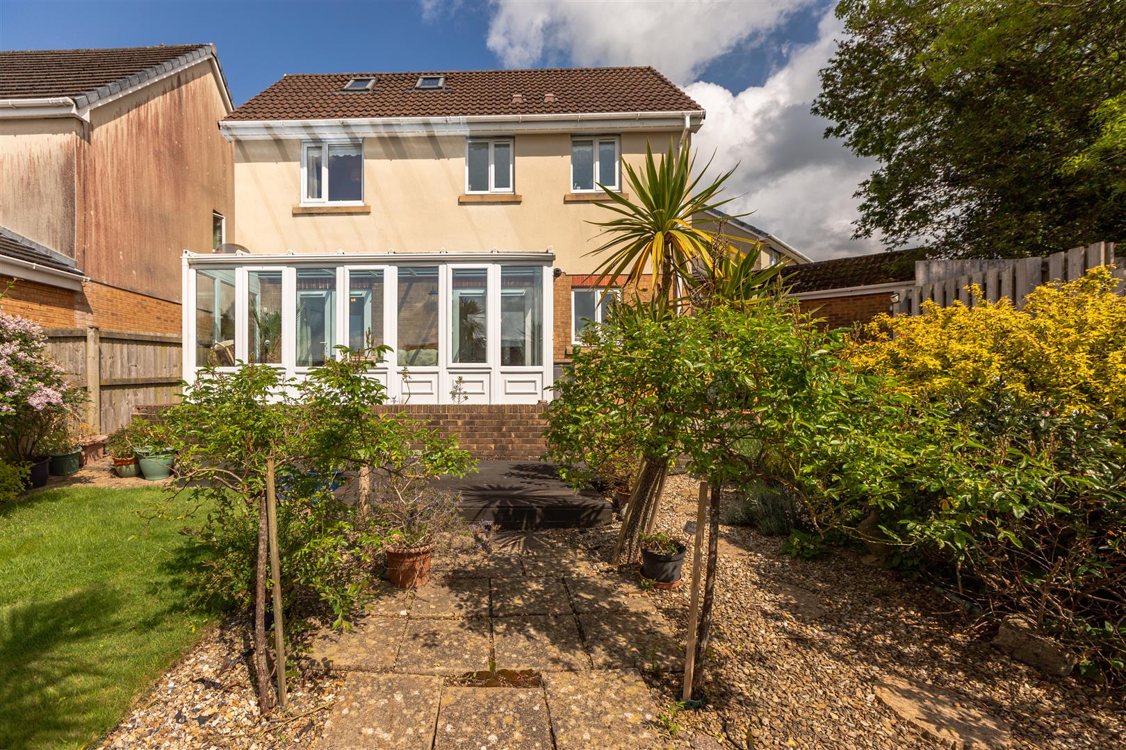 Fronhaul, Llanelli, SA14 8LF